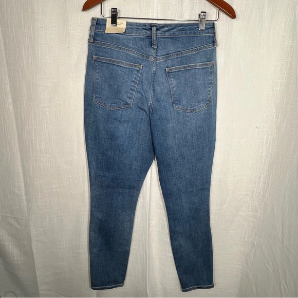 Universal Threads NWT Blue Denim High Rise Skinny Jeans - Picture 5 of 8